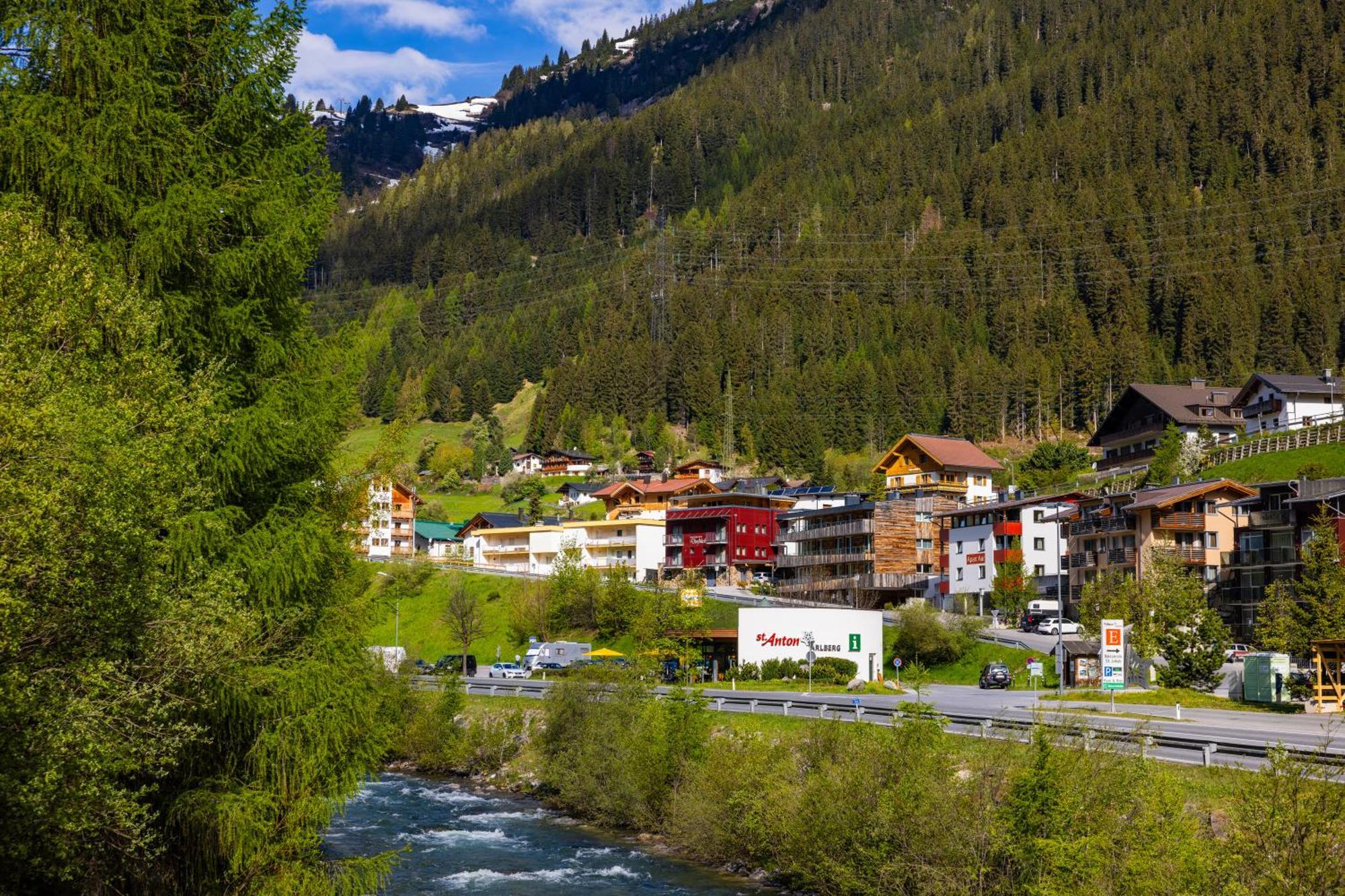 Haus Freunden Leilighet St. Anton am Arlberg Eksteriør bilde